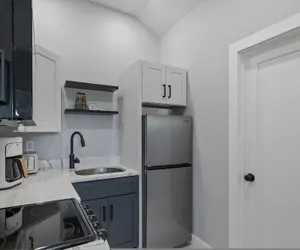 Photo 4 - Modern Condo Perfect For Winter Rental