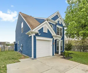 Photo 2 - Family Retreat with Modern Comforts