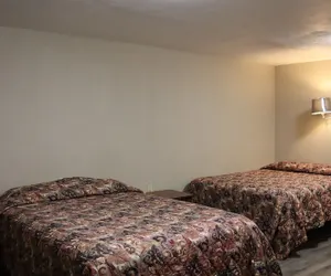 Photo 2 - Starlite Motel
