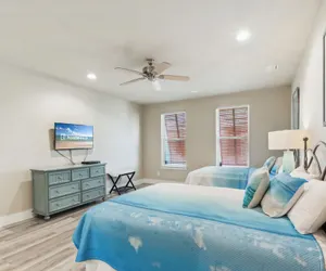 Photo 3 - Bottlenose Beach House