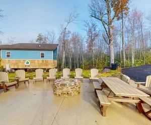 Photo 2 - Trailhead Lodges