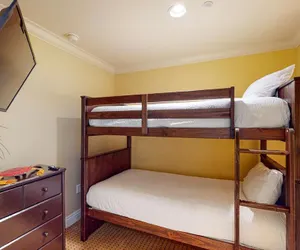 Photo 4 - Emerald Grande W625