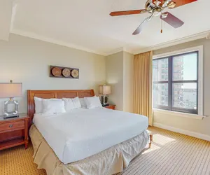 Photo 2 - Emerald Grande W625