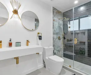 Photo 5 - Miami Stay With Pool Luxury