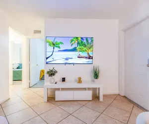 Photo 2 - Book Now and Enjoy a Top Miami Location