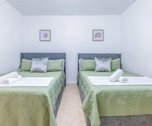 Photo 3 - Enjoy Miami Top Location Free Parking Book Now