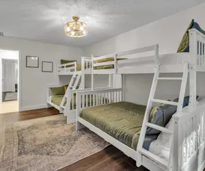 Photo 4 - Golden Retreat: Expansive 6BR Home w Heated Pool ~