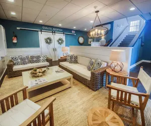 Photo 3 - Guest House Suites