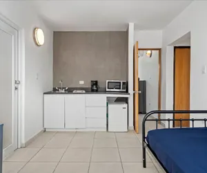 Photo 4 - Otium Vacation Rental With Pool Steps From The Beach Parking Pet Friendly