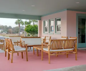 Photo 2 - Haleys Court Boutique Motel