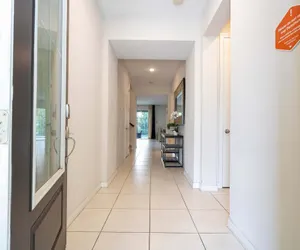 Photo 4 - Beautiful 5 Bed Home in Solara With Private Pool