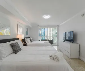 Photo 5 - The Club at Brickell Bay by Palermo Home
