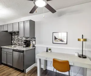 Photo 3 - Quail Ridge Apartments By Barsala
