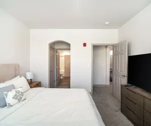 Photo 4 - Landing Apartments Cincinnati