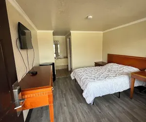 Photo 4 - Jet Inn Motel