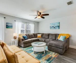 Photo 3 - Sel De Vie 6 BR Sleeps 18 dog Friendly