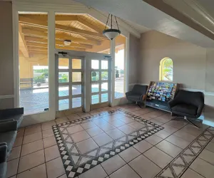 Photo 2 - Studio 6 Phoenix, AZ - Midtown