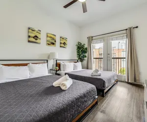 Photo 4 - Lynn's Lodging