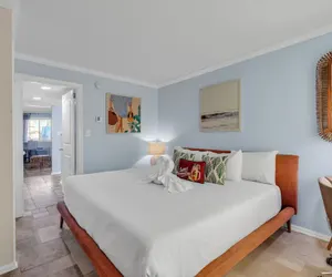 Photo 3 - Bluewater Resort 1204