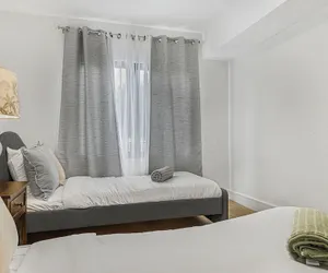 Photo 4 - Spacious 3BR House with Private Pool