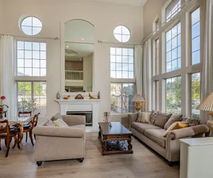 Photo 2 - Newly Remodeled Suburban House