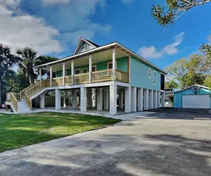 Photo 2 - Back River Bungalow