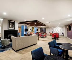 Photo 4 - Country Inn & Suites by Radisson, Downtown Albany New York