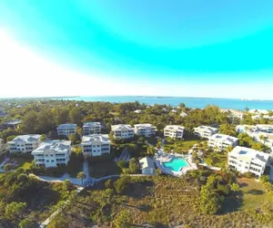 Photo 2 - Shell Island Beach Club