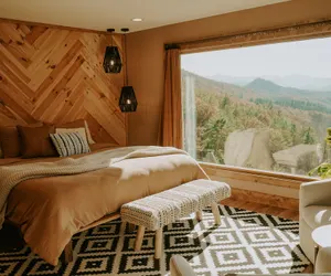 Photo 2 - Long View Resort