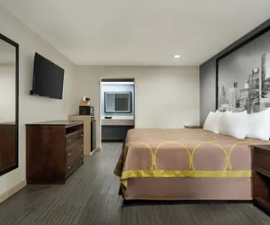 Photo 5 - Crystal Inn Northeast Houston Downtown I-610