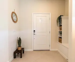 Photo 2 - Family Friendly 5BR Home Pool Patio Room for 10