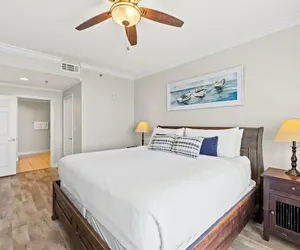 Photo 4 - Splash 1803w