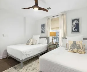 Photo 5 - Gulf Place Residences 203