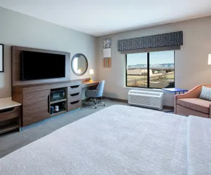 Photo 3 - Hampton Inn & Suites La Grande, Or