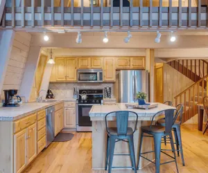 Photo 3 - Lundy Bearden Serene Tahoe Retreat With Deck, Fireplace, and Forest Views