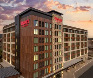 Photo 2 - Drury Plaza Hotel Pigeon Forge