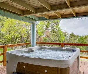 Photo 3 - 4 3 two King Beds Perfect Sunset Lake Views Pickleball Fire pit Lvl2 EV POA Pool