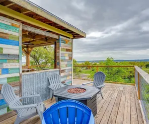 Photo 3 - 5 King 3 5b Firepit Nearby Pickleball Opens Feb 25 Lvl2 EV Charger Pool w Lake Views