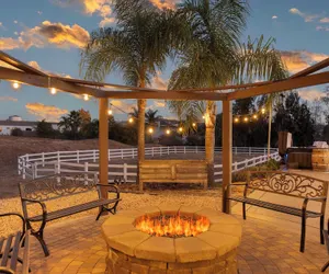 Photo 2 - Bordeaux by Avantstay Private Pool, Hot Tub & Game Room Near Temecula