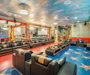Photo 3 - Ultimate Hollywood Themed Mansion for Big Groups