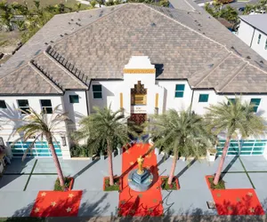 Photo 5 - Ultimate Hollywood Themed Mansion for Big Groups