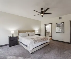 Photo 4 - Scenic Golf Retreat With Modern Comforts & Fireplace 4 Bedroom Townhouse