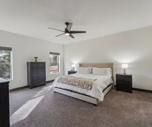 Photo 3 - Scenic Golf Retreat With Modern Comforts & Fireplace 4 Bedroom Townhouse