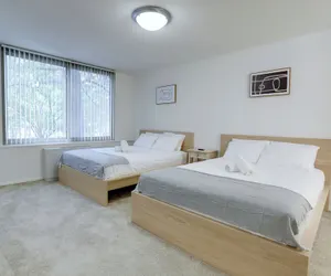 Photo 5 - Apt Near Airport in Crystal City