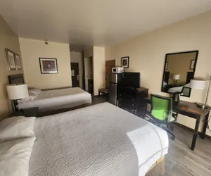 Photo 4 - CASH REWARDS INN & SUITES