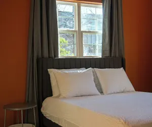 Photo 3 - StayAE - Flamingo House