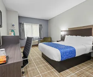 Photo 2 - GrandStay Hotel & Suites