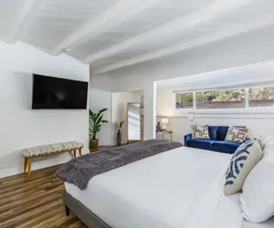 Photo 3 - Cheerful 2 Bedroom with Sunset Views