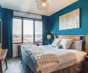 Photo 3 - Jordanelle Sunrise Modern Condo, Gondola Access, Year-round Outdoor Fun