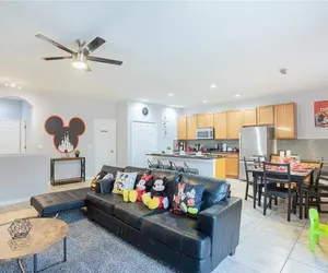 Photo 3 - Gated Community, Amazing 4/3 Vacation Home With Private Pool Near Disney!!!